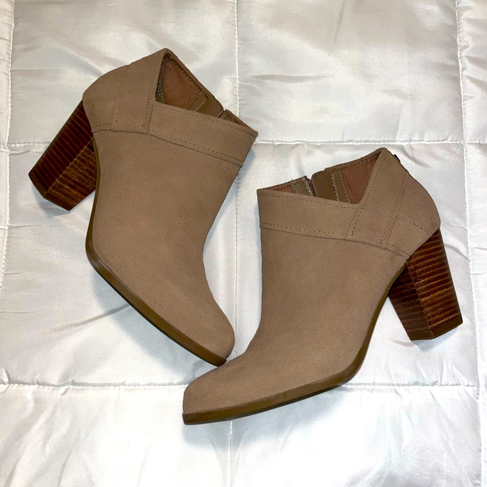 Koolaburra by UGG brown booties